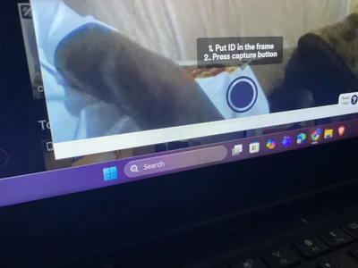 Waalaay — live male cam