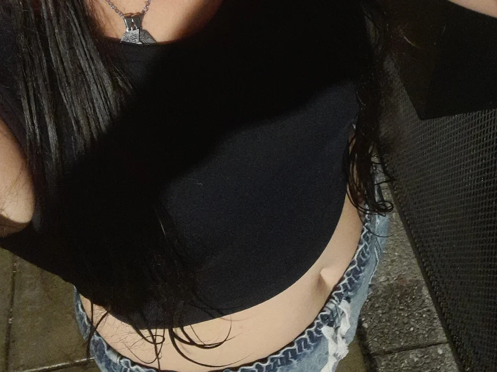 elamoryeldeseo's Offline XXX Chat