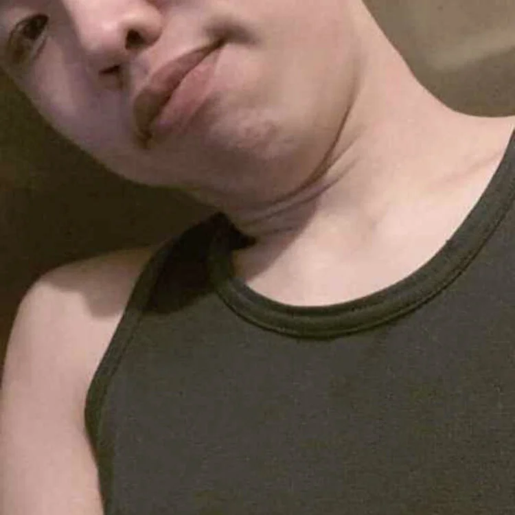 LOVELESS_1205 Offline Chatraum