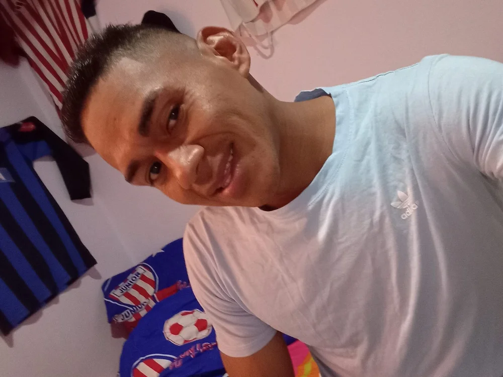 zhanaya_J offline XXX-chat