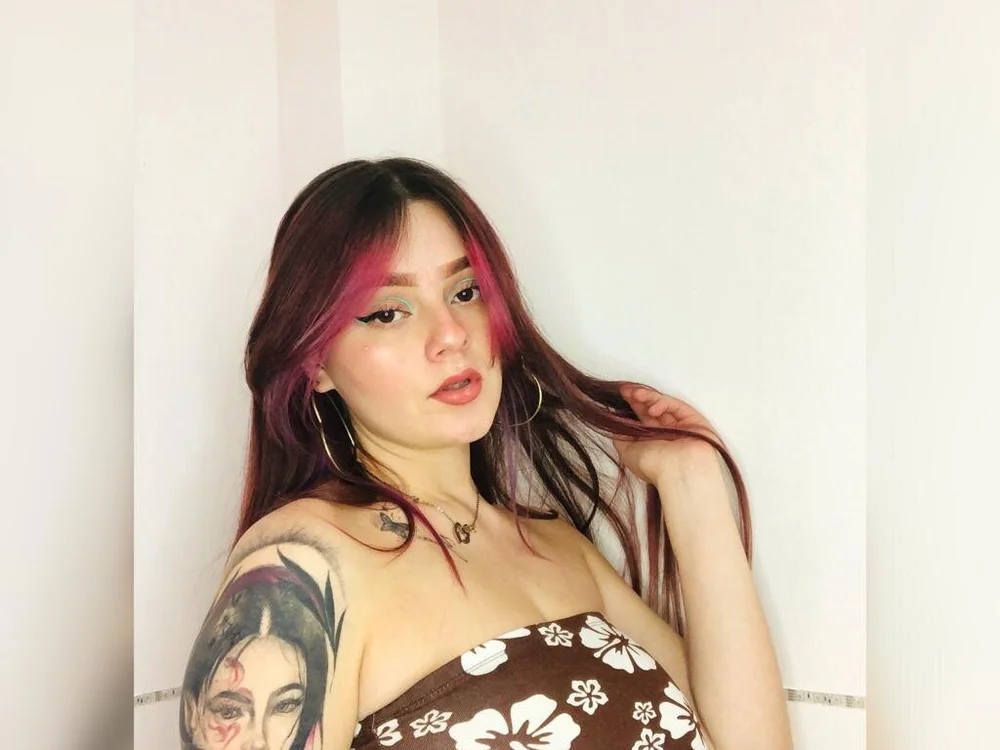 meganmoree_ offline chatrum