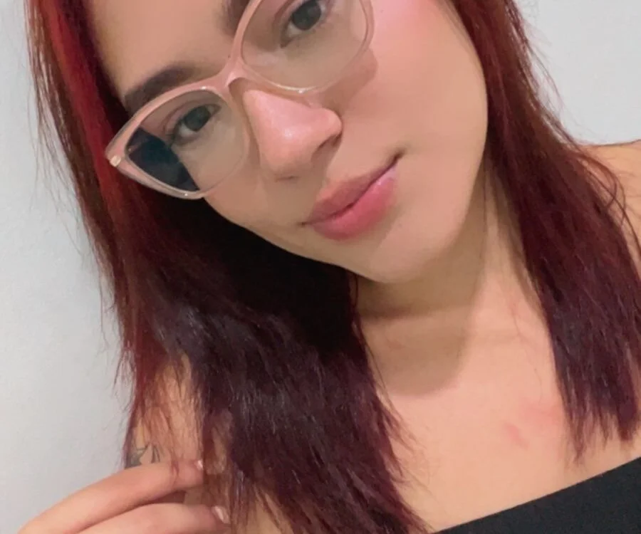 mary_claymore's Offline Chat Room