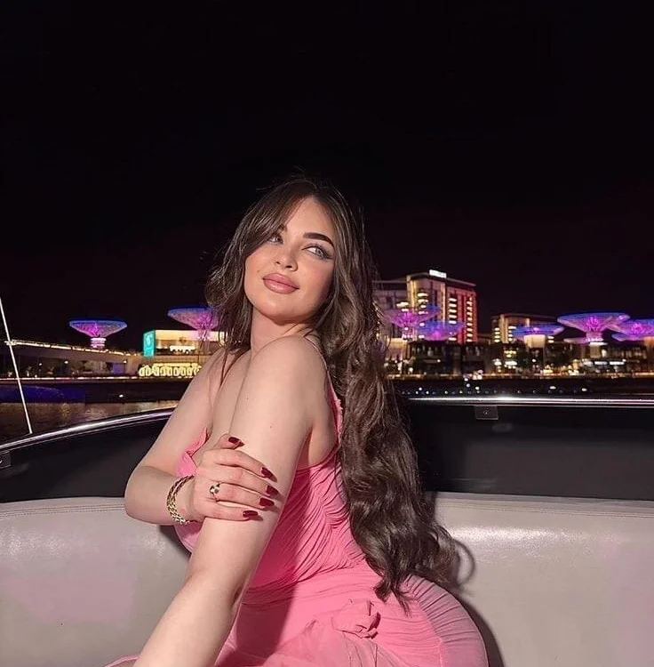 NOUR_FARAWILA cover photo