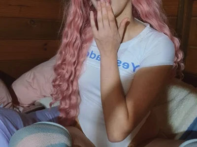 helenastiippp on StripChat