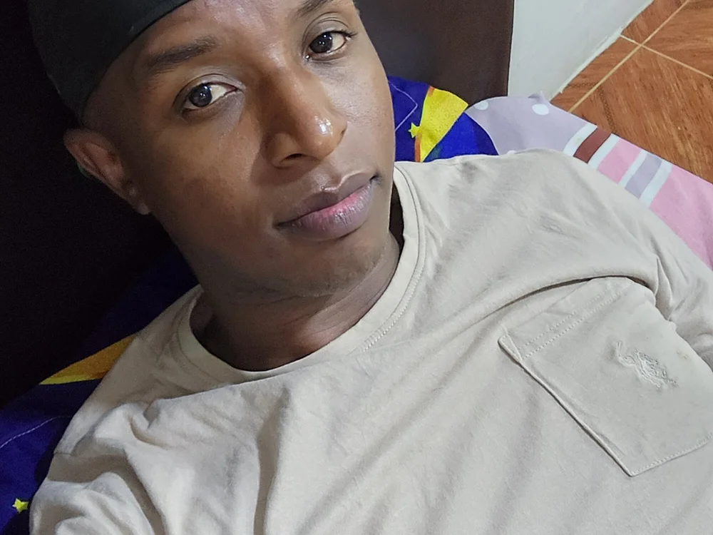 Офлайн-чат XXX kelvin_castro