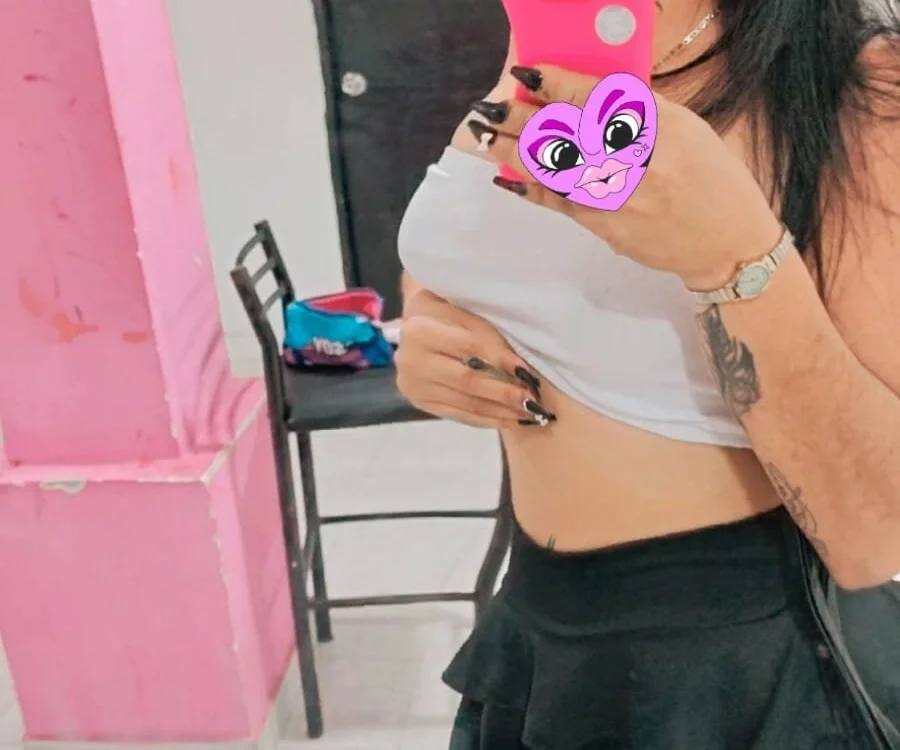 Karen_Mio's Offline XXX Chat