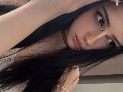 AlidaPensick - Girl 