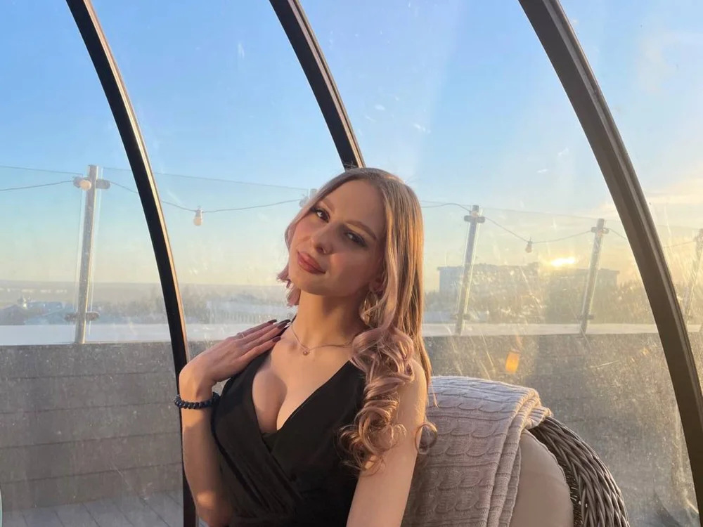 TheaAgard's Offline Chat Room