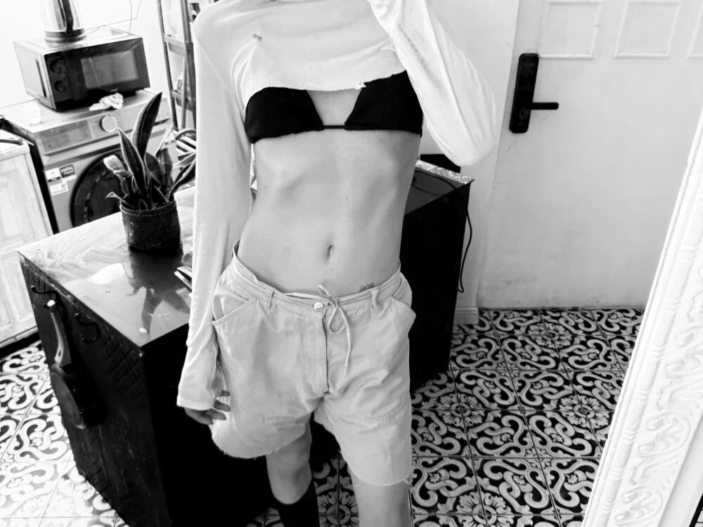 Maisuraaaa's Offline XXX Chat