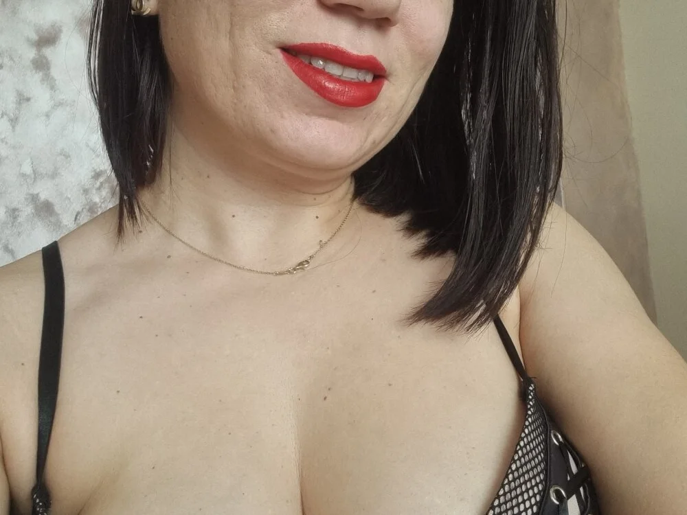 LorraGrey Chat XXX offline