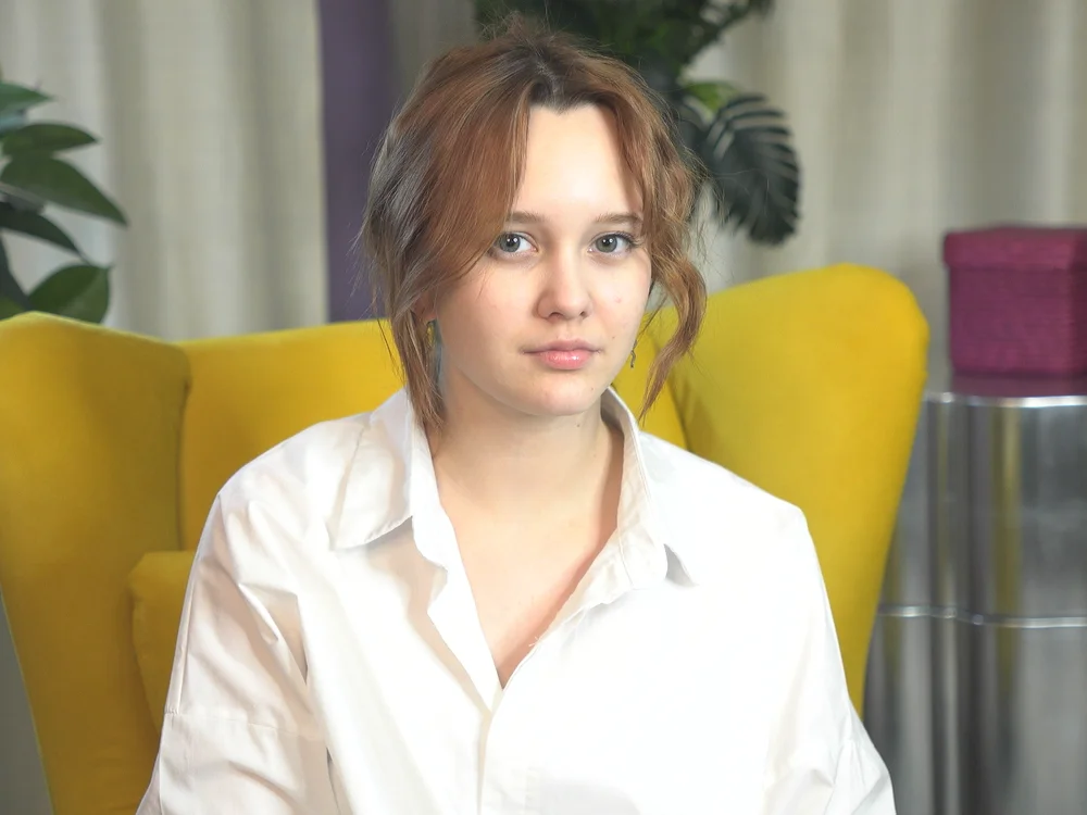 LornaEstey offline chatrum