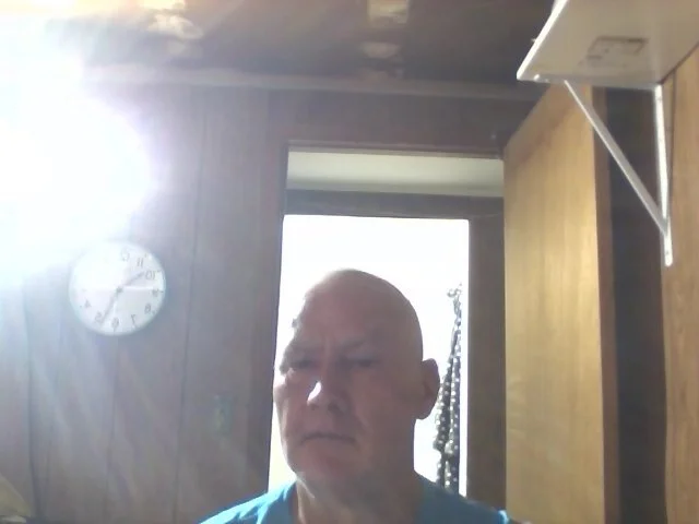 Chatroom XXX hors ligne de BucolicJunction92