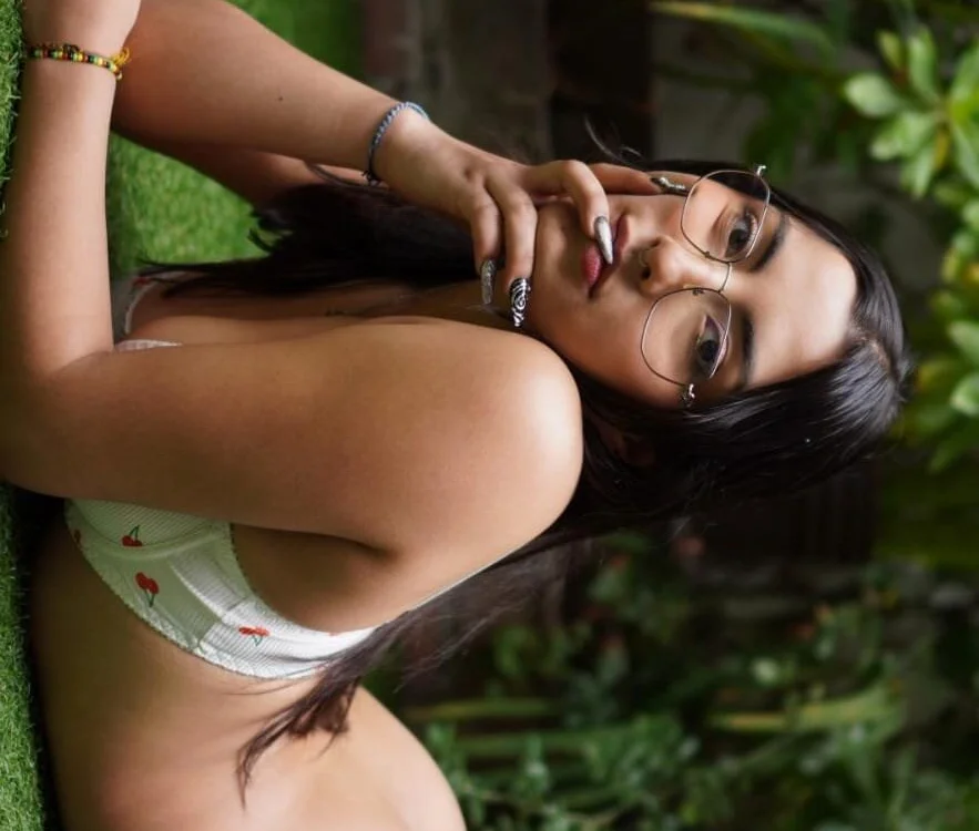 Celin_h – Offline XXX chat