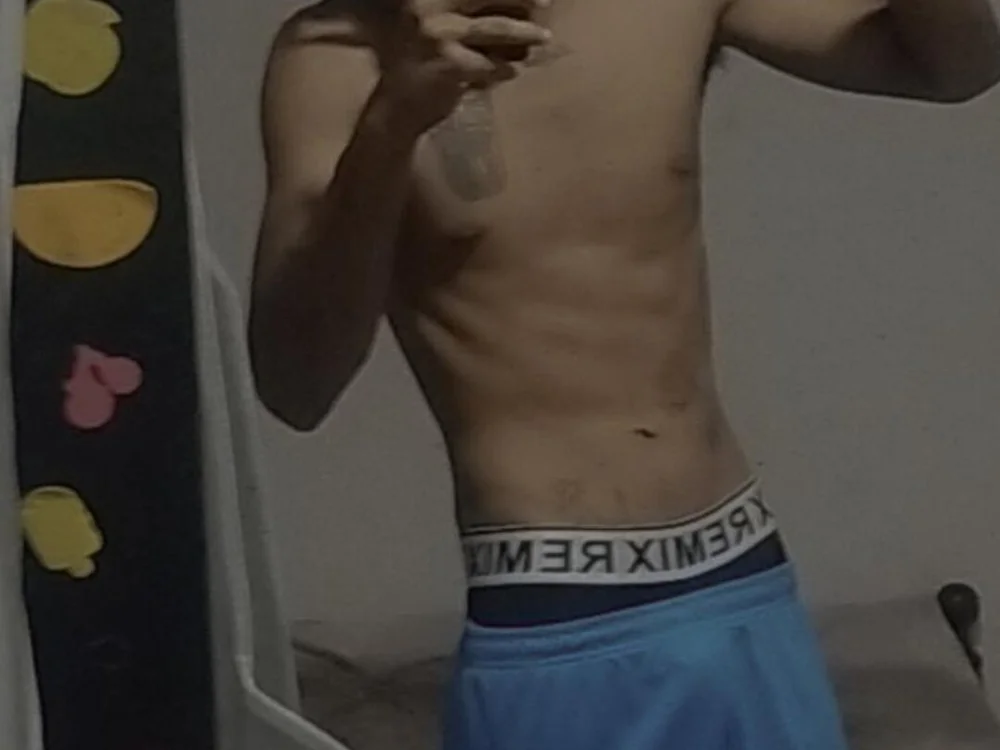 ห้องแชทออฟไลน์ของ BAD_GUYSSEX