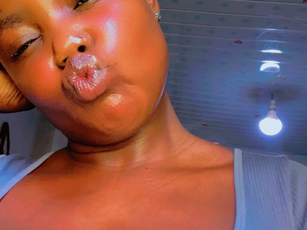 Miss-curvy23 2