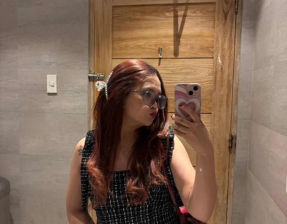 NaughtyNova27's most recent online preview