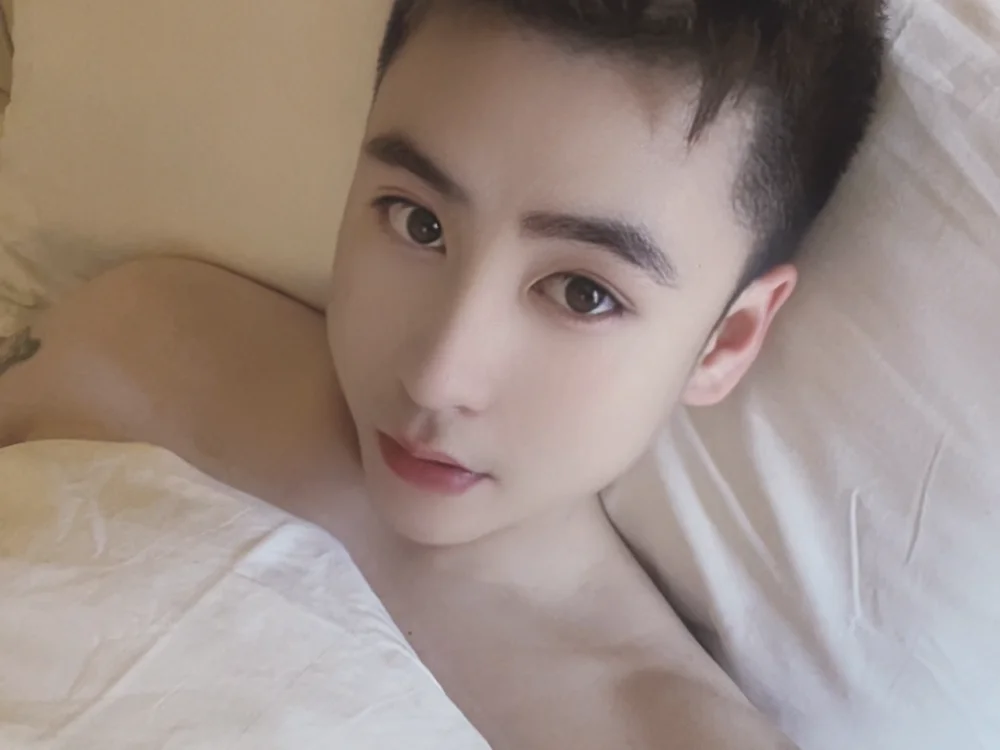 zhangle789's Offline Chat Room