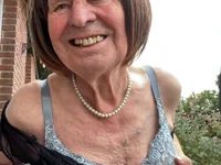 Dorle45 Live XXX Chat