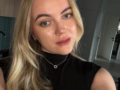Hey_peachy - Girl 