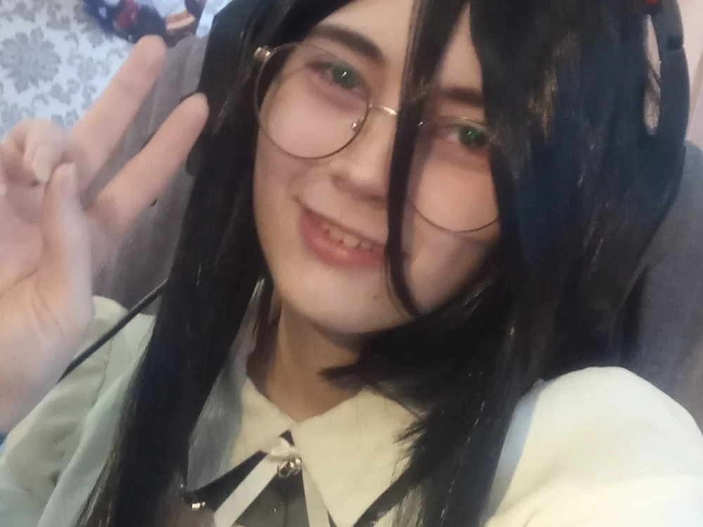 ShaynaLinley cam model