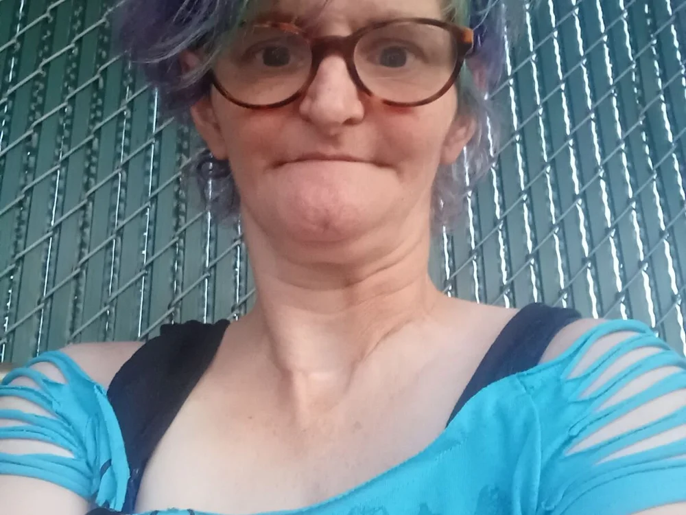 Gothlady's Offline Chat Room