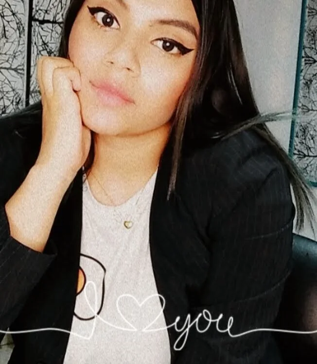 mia1199's Offline XXX Chat