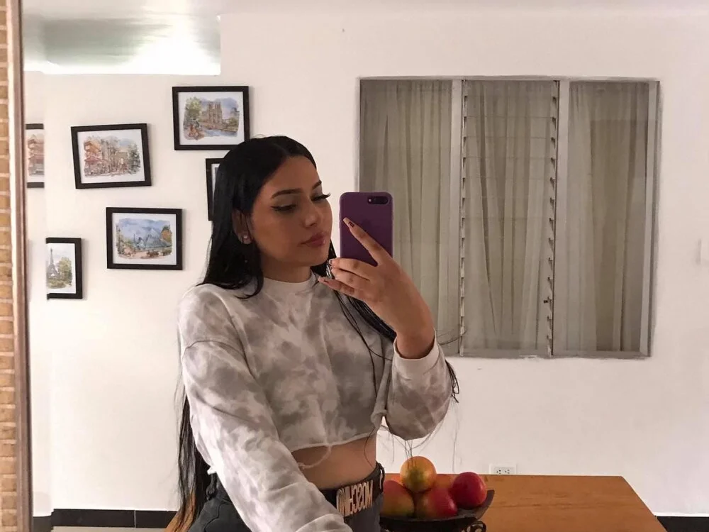 dojacandice's Offline XXX Chat