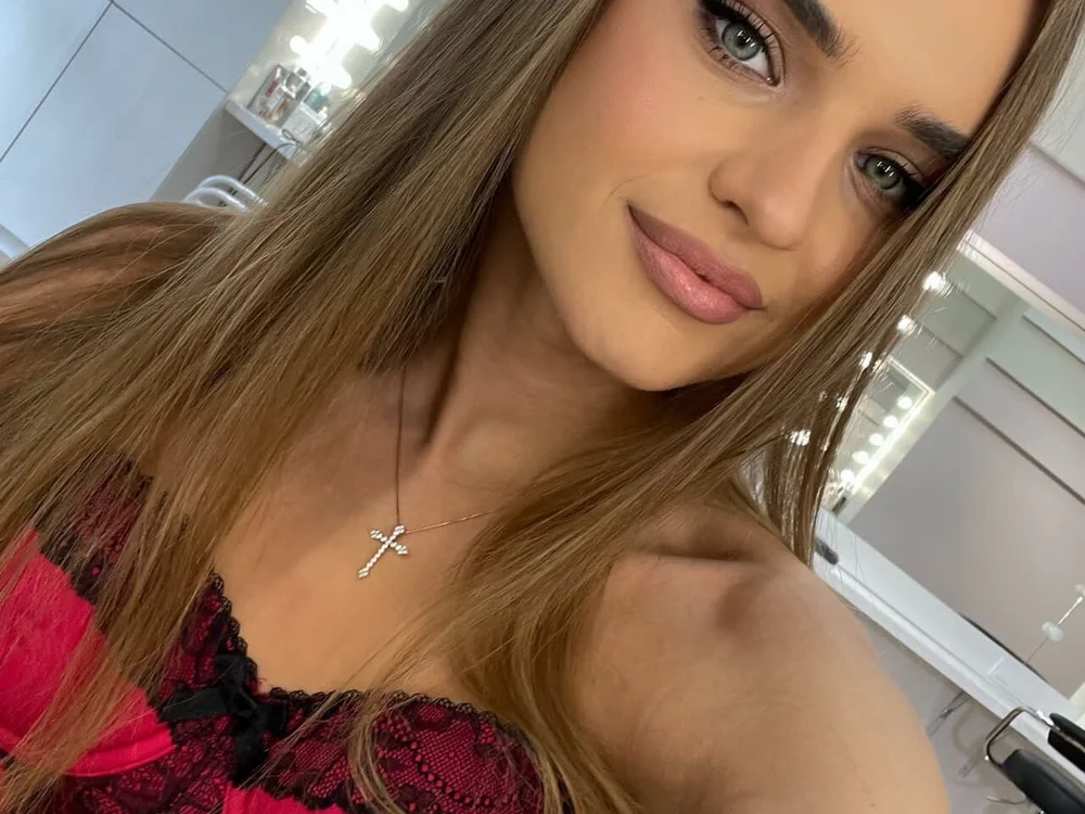 AnnaAllisson's Offline XXX Chat