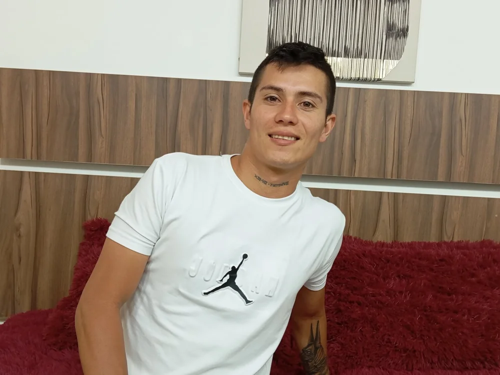 SexySamu1 offline chatrum