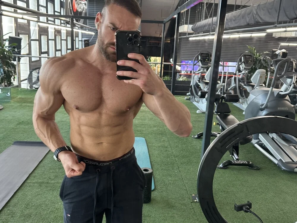 TheKevinboy offline XXX-chat