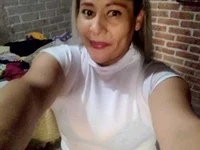 Maricruz_09's Offline XXX Chat