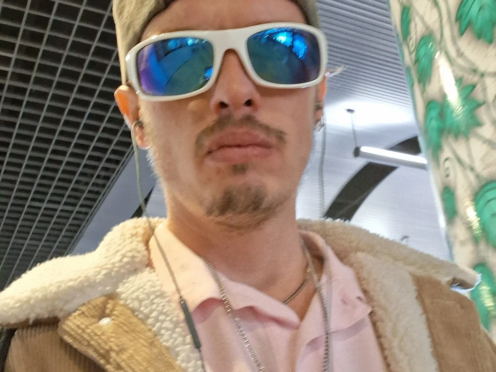 RealityLove3888 offline XXX-chatje