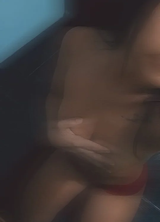 valentina_more's Offline XXX Chat