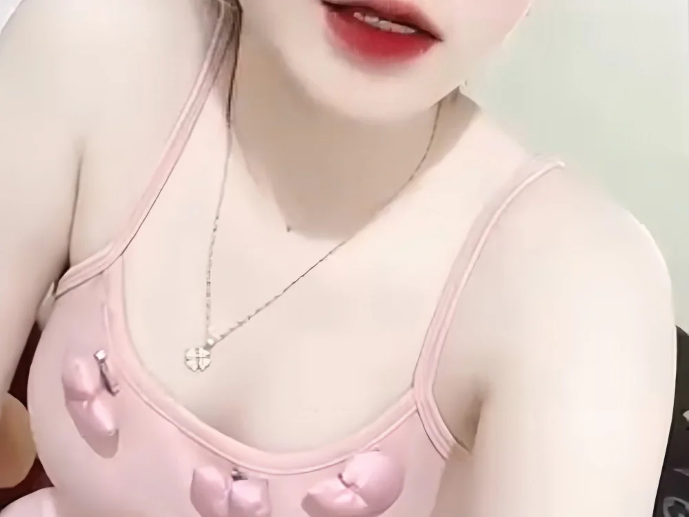 AnnaGau9999's Offline Chat Room