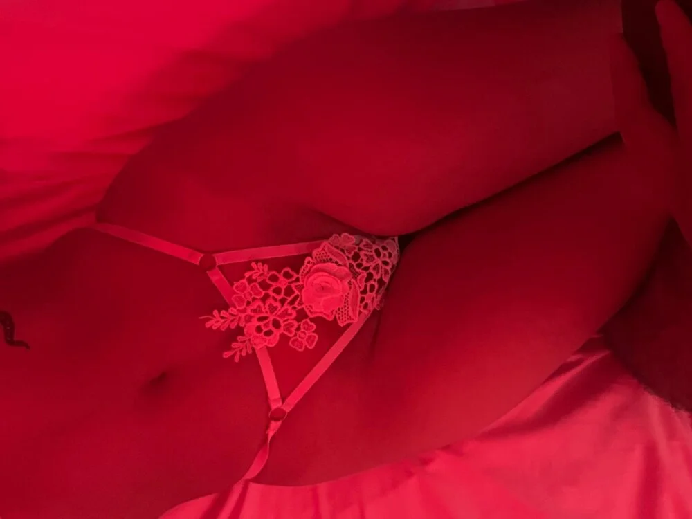 Moon_Rise_'s Offline XXX Chat