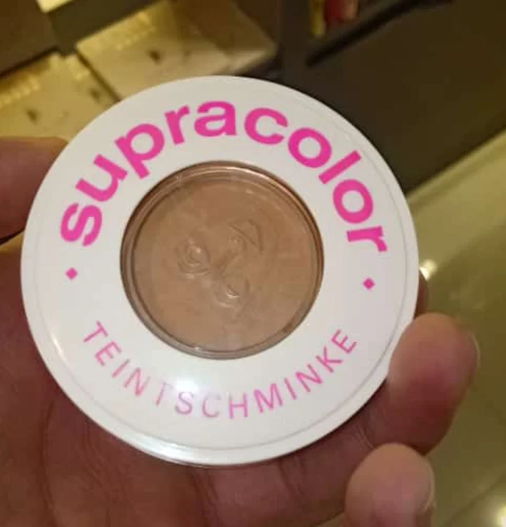 دردشة MissLahffa21 الجنسية دون اتصال