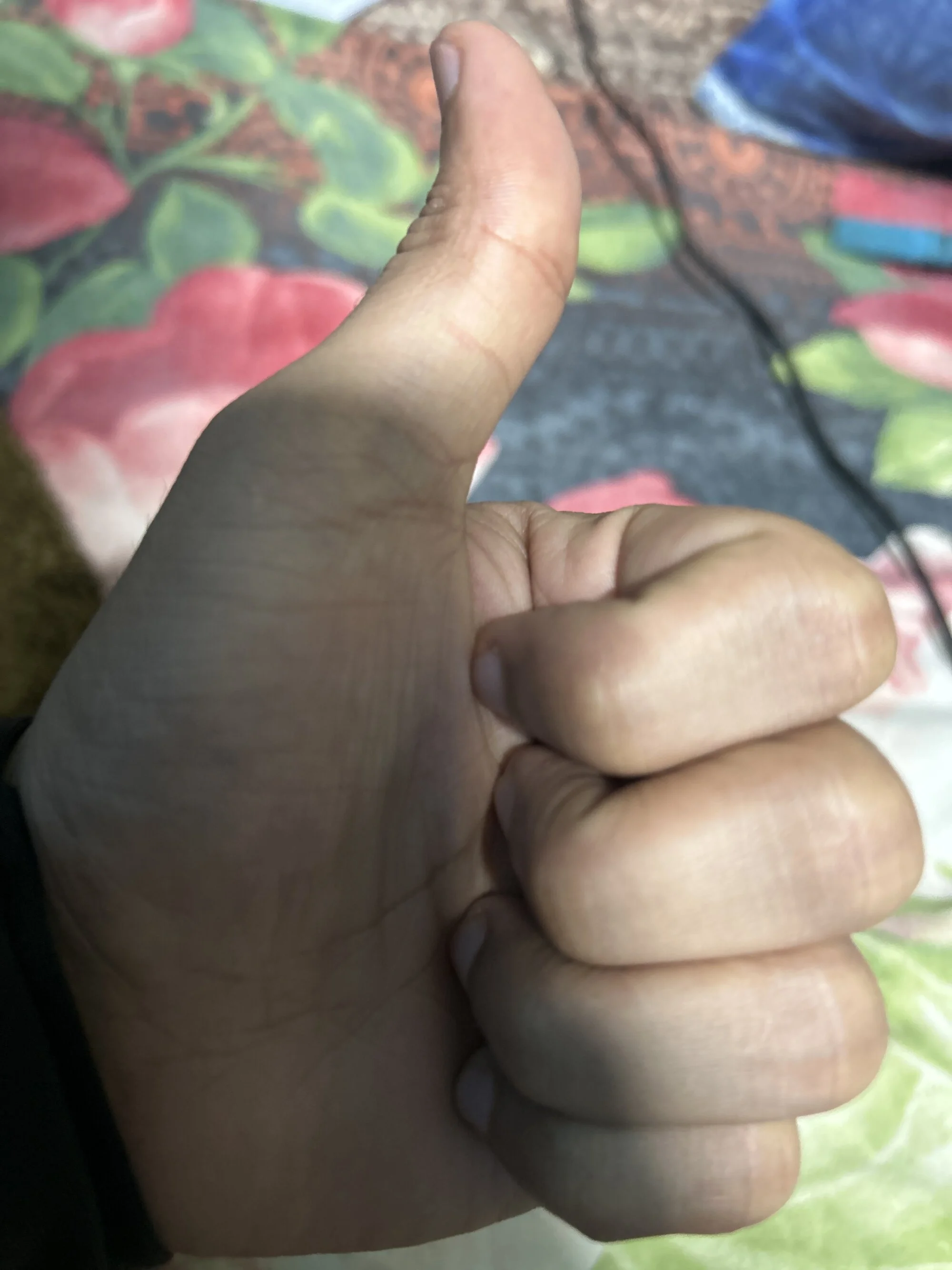 mightyythorrrr live webcam