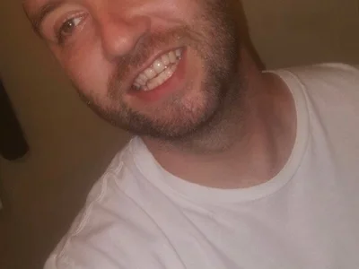 Southernguysexy91 Male Mustache Webcam Chat
