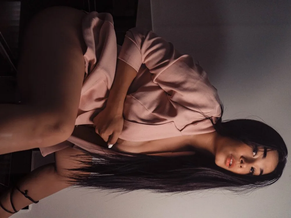 Skcarlet_beckett's Offline XXX Chat