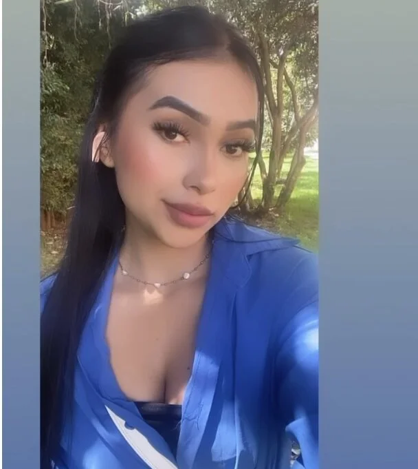 Miaa_coopeer Offline XXX-Chat