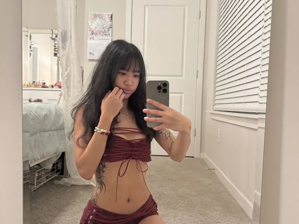 donna_creamteam's Offline XXX Chat