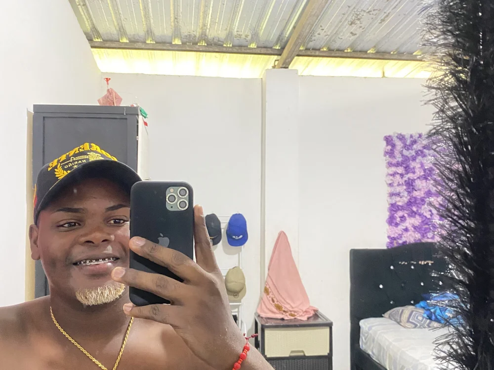 jhon0852 – Offline XXX chat
