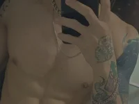 H3ll_B0I's webcam live show