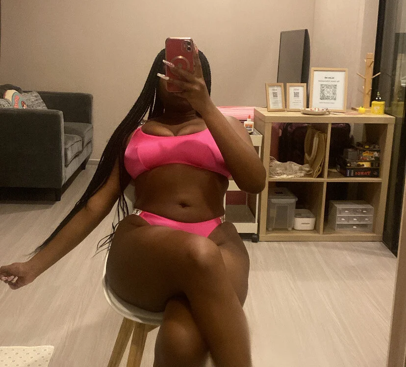 SelinaTheDream's Offline XXX Chat