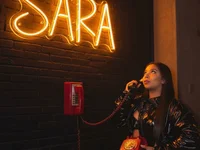 SaraEbony_'s Offline Chat Room