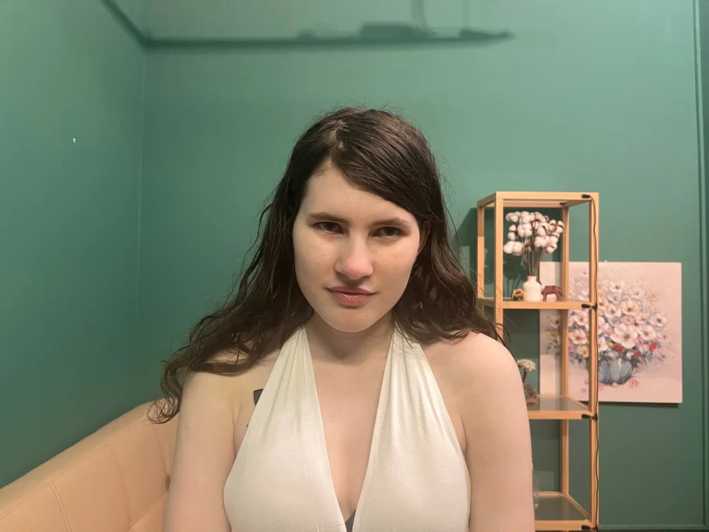 NoriMoore Live Sex Cam