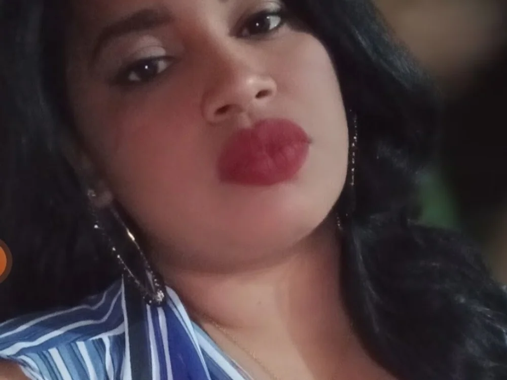 karelly_ruiz's Offline XXX Chat