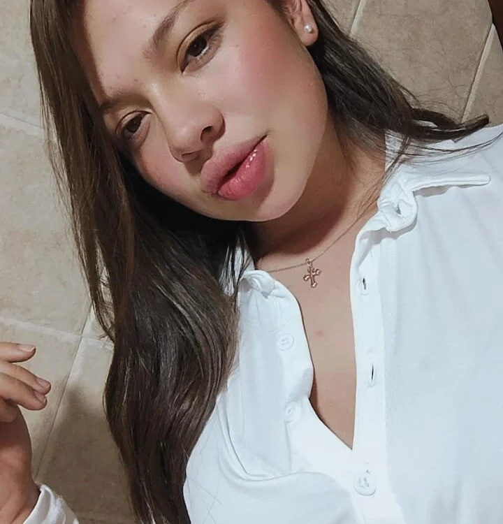 Gia_atm_ Offline XXX-chat