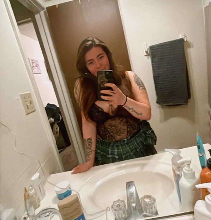 maddybell243 offline chatrum
