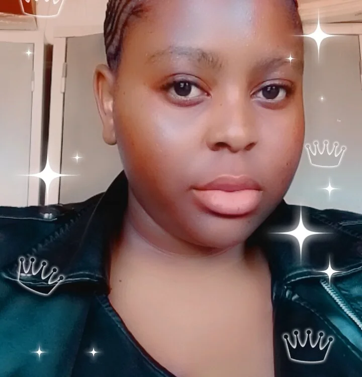 Kwaneleh17's Offline XXX Chat